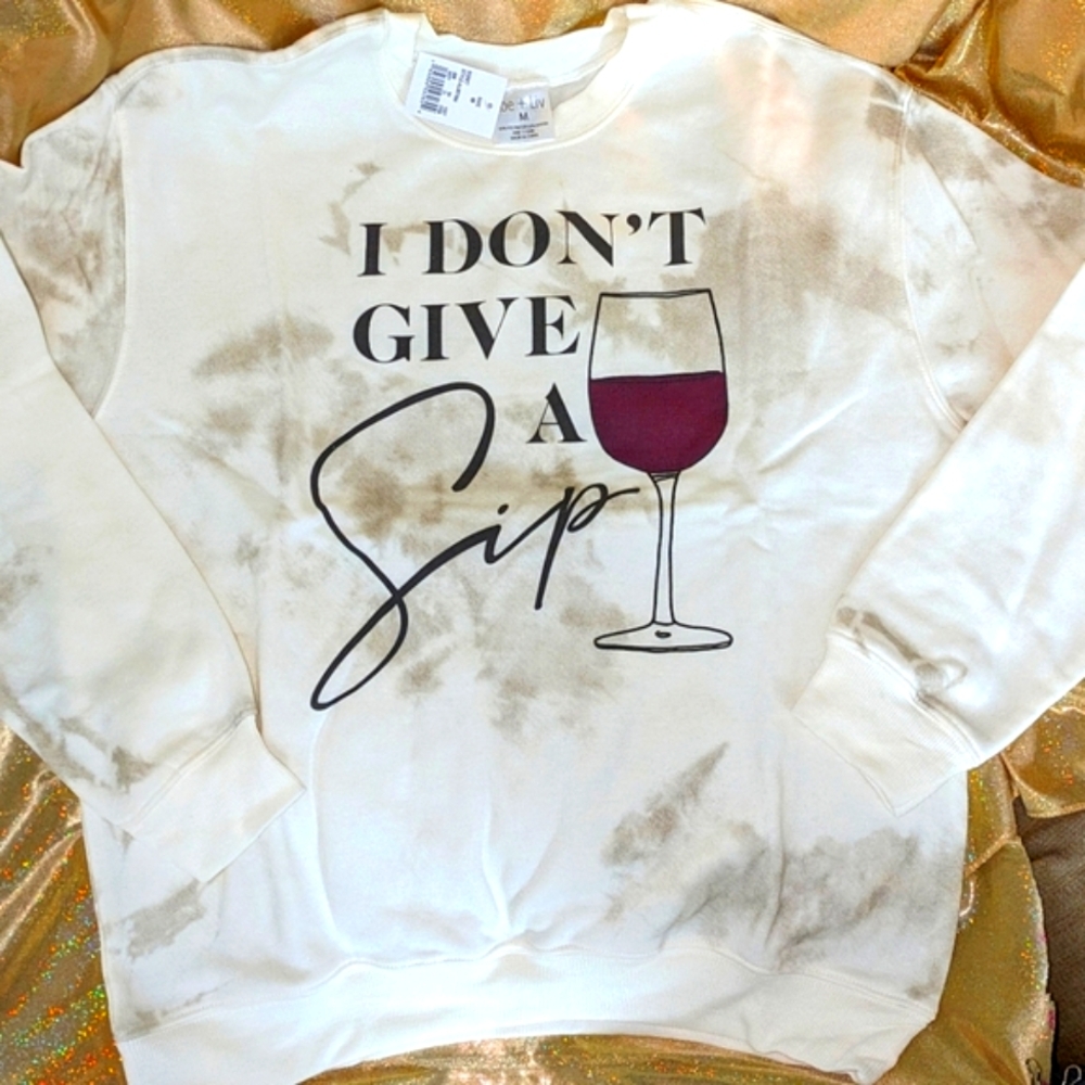 "I DONT GIVE A SIP" 🍷 Sweatshirt
